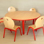 stolik okrągły z krzesłami ALA